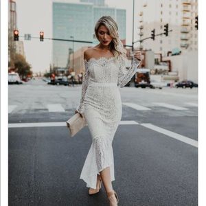 Off the shoulder lace body con dress